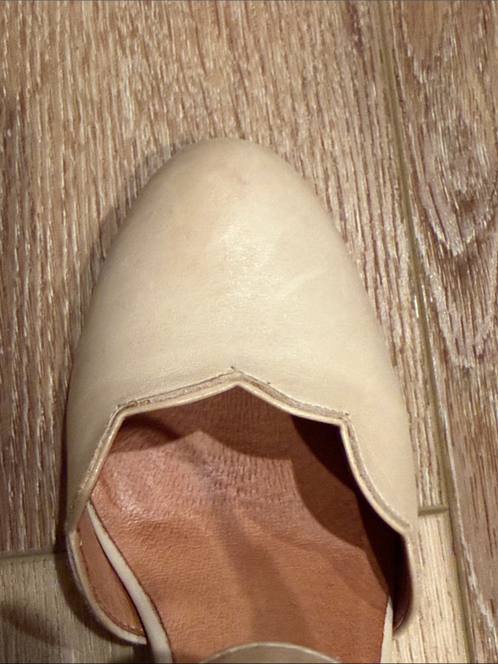 Miz Mooz | Women's Scalloped Ankle-Strap Heels in Beige | size 36/6 - Picture 5 of 9